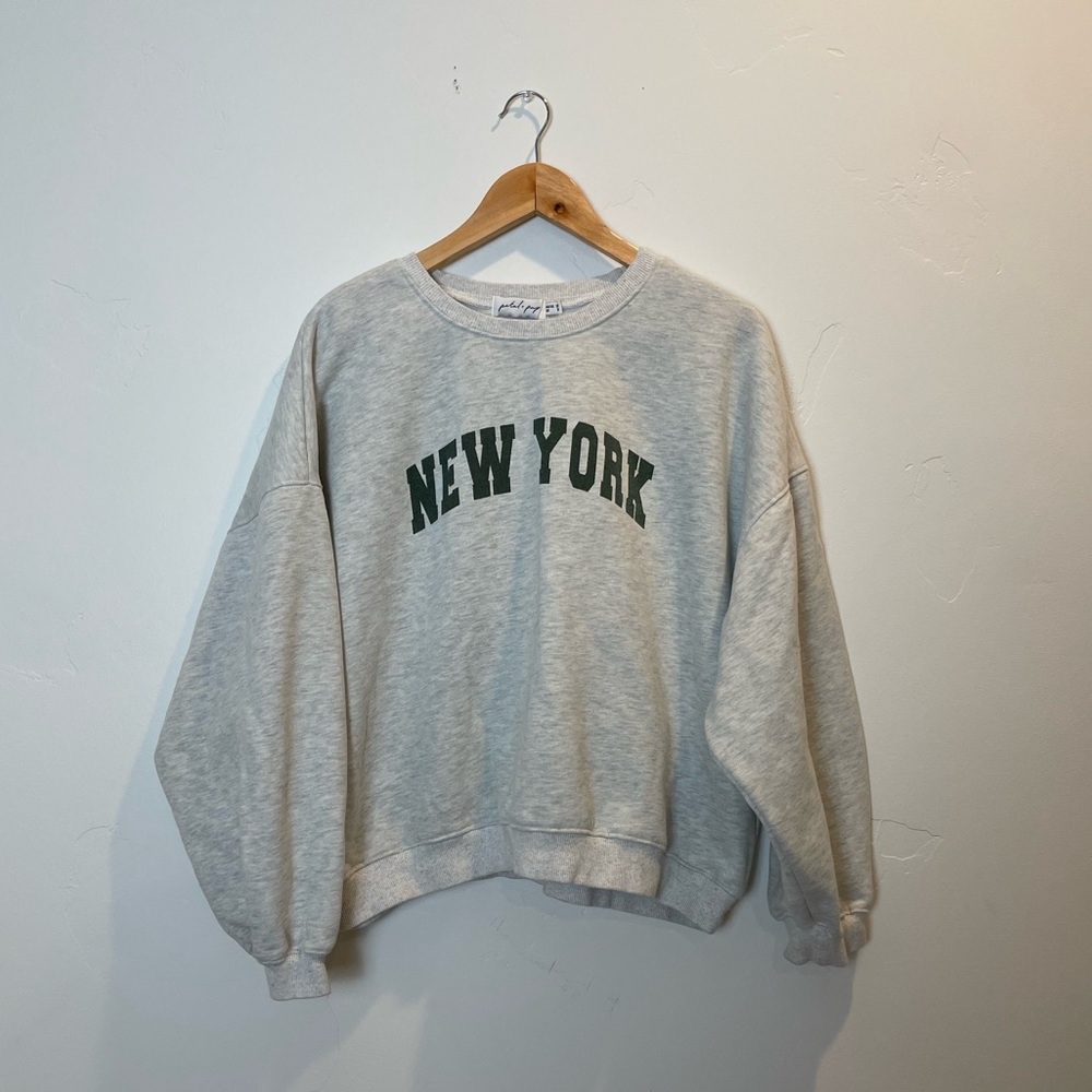 Petal and pup New York crewneck